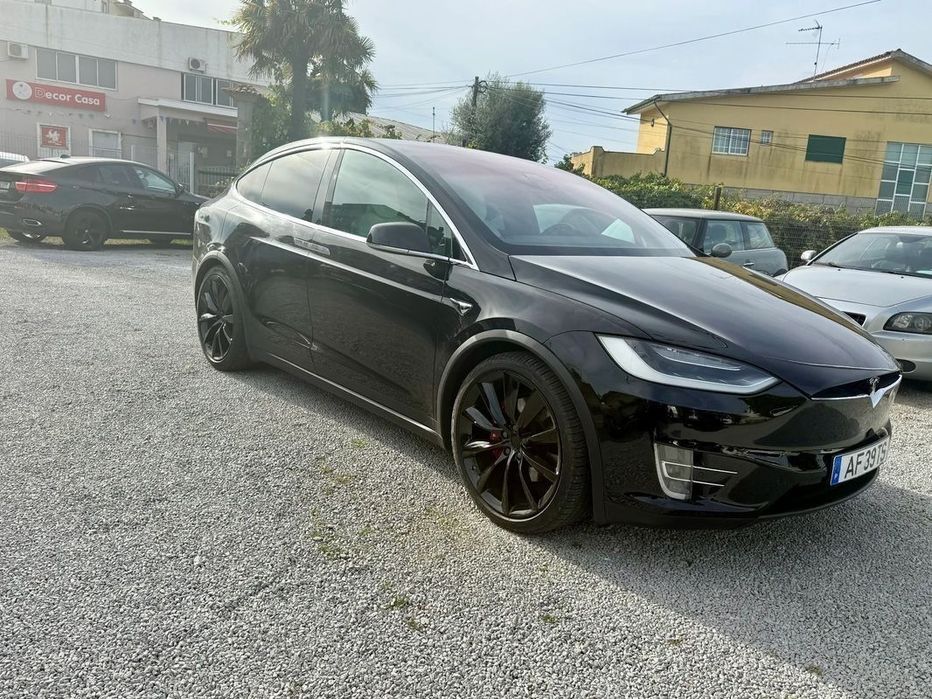 Tesla Model X P90D AWD