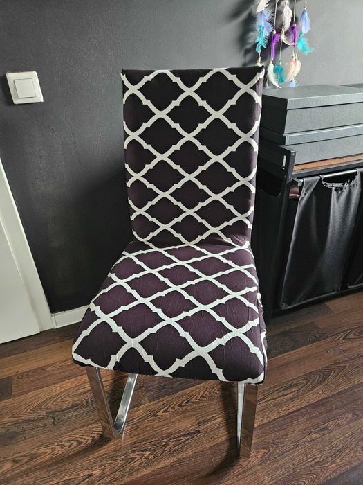 Pokrowce na krzesła wzór biało czarne elastyczne uniwersalne 4 sztuki