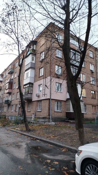 Продаж 2к. квартири вул. Татарська