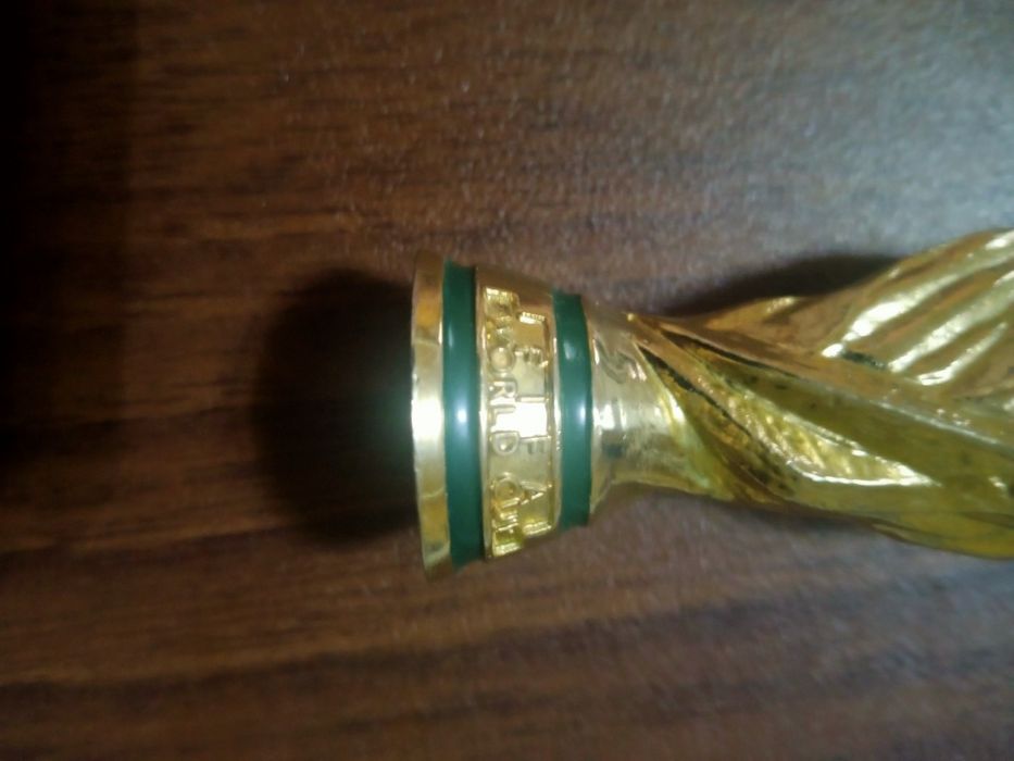 Продам кубок чемпионов