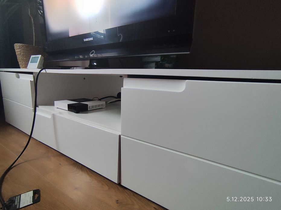 Telewizor Samsung+szafka rtv