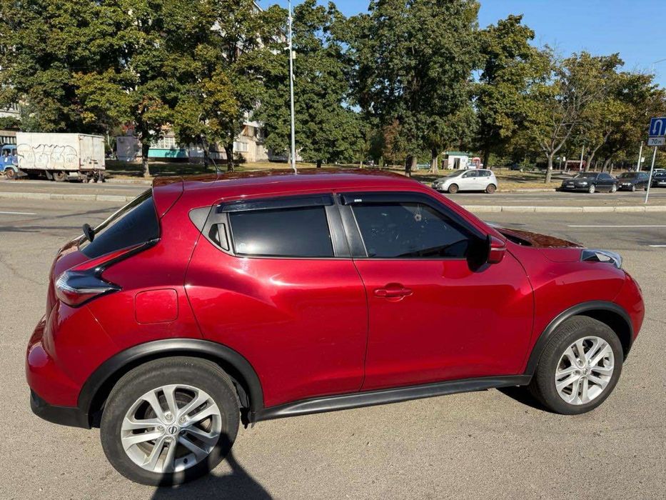 Nissan Juke 2017  1,6 двигун