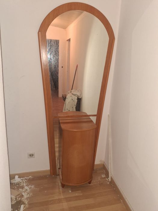 Aparador de entrada usado