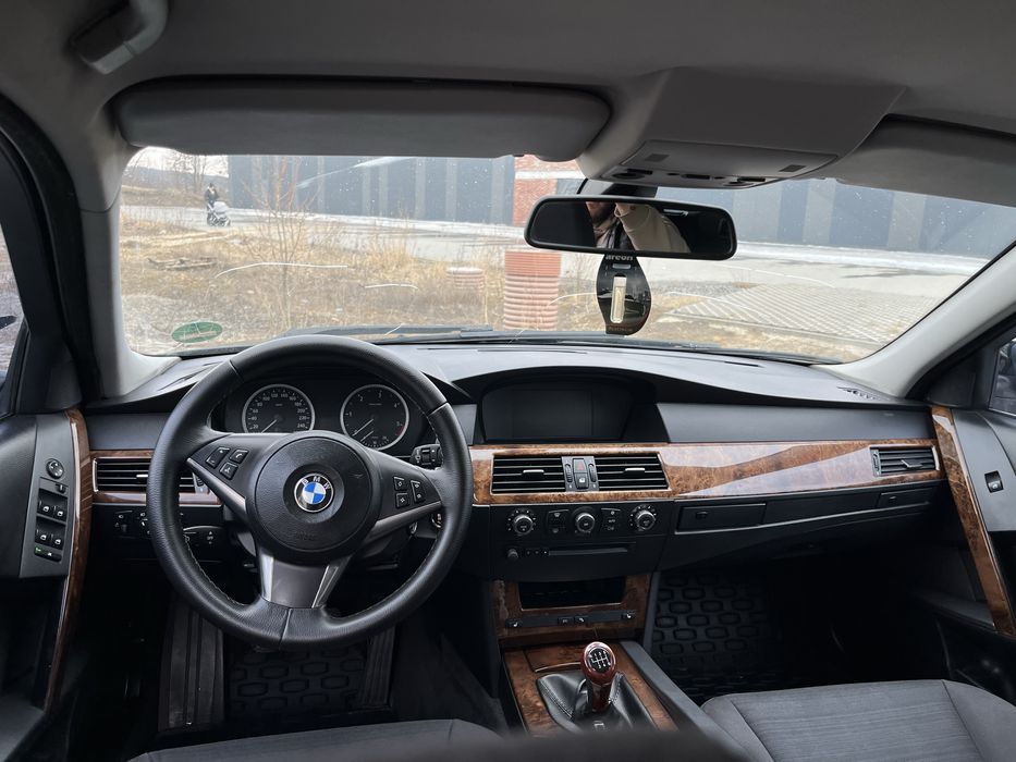 Продам Bmw 520d e61