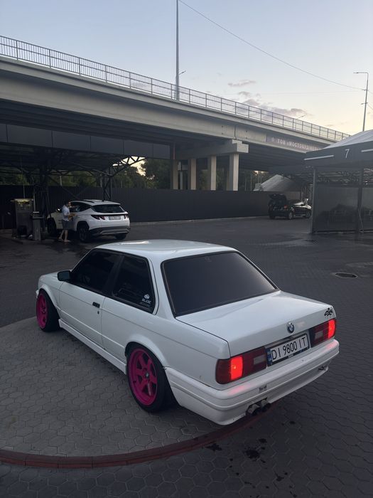 Продам bmw e30 m50b25