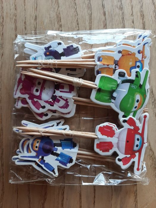 Karteczki na babeczki , 24 sztuki super wings .
