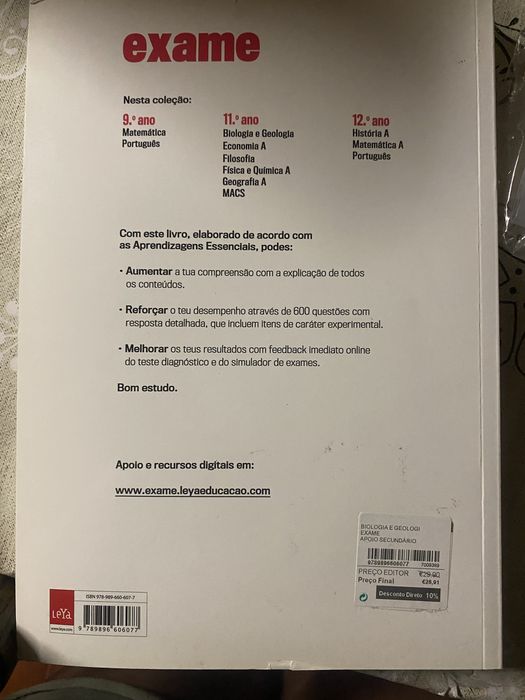 Livro de exames 11.º ano