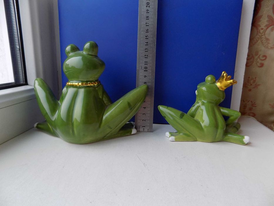 Подарочные фигурки статуэтки керамика Лягушки Green frog collection