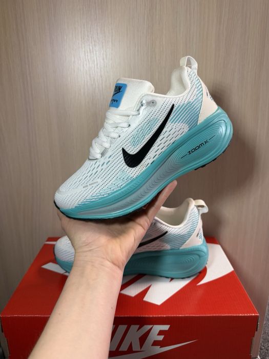 Жіночі кросівки Найк Nike Air Zoom X  Vomero 18  37,38,39,40