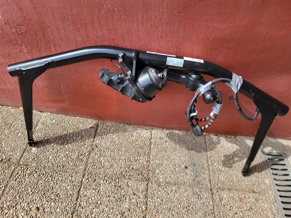 Hak holowniczy składany Seat Ateca FL 2023