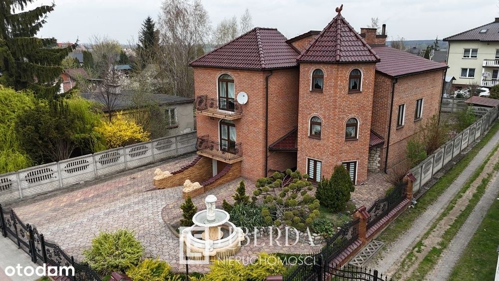 Dom 280 m2 z lokalem usługowym, Milejów