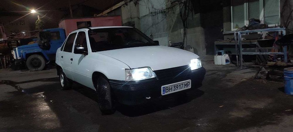 Продаж авто Opel Kadett 1.3 Бензин