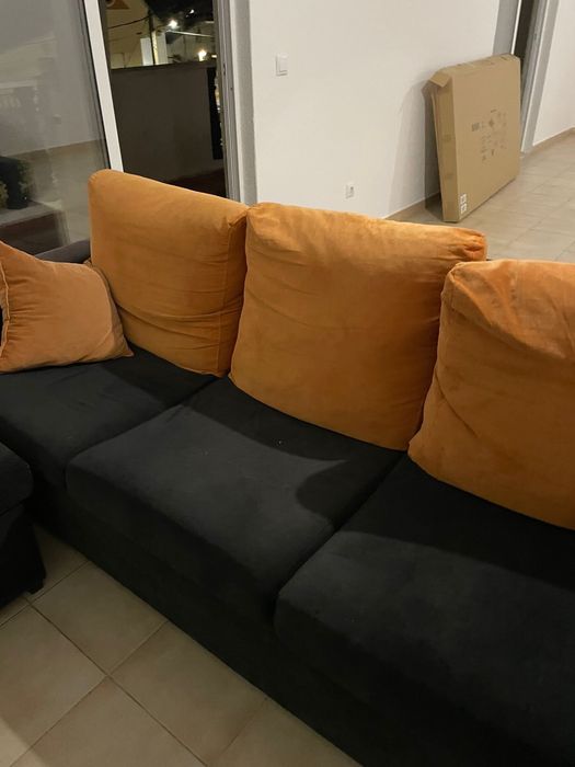 Sofá em bom estado - Confortavel e moderno
