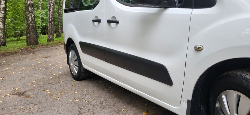Peugeot partner  2011 1.6hdi