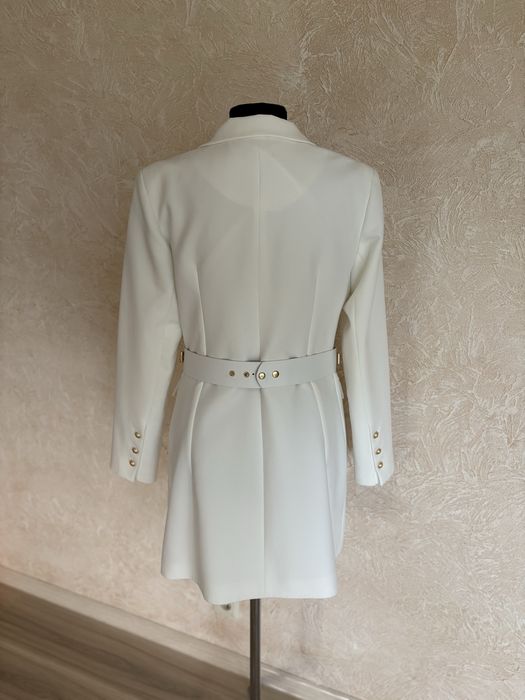 Продам плаття з ремінцем