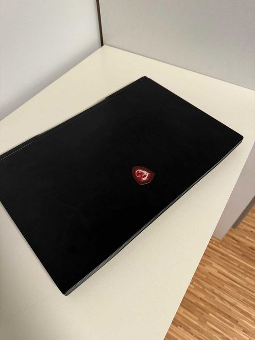 Laptop MSI GL75 9SC-008XPL 16 GB RAM/ 512 GB Używany