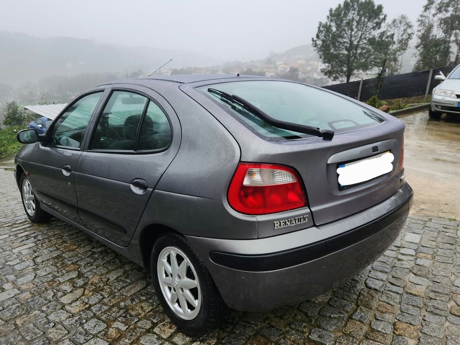 Renault Megane 1.4 RXE A/C 1 dono