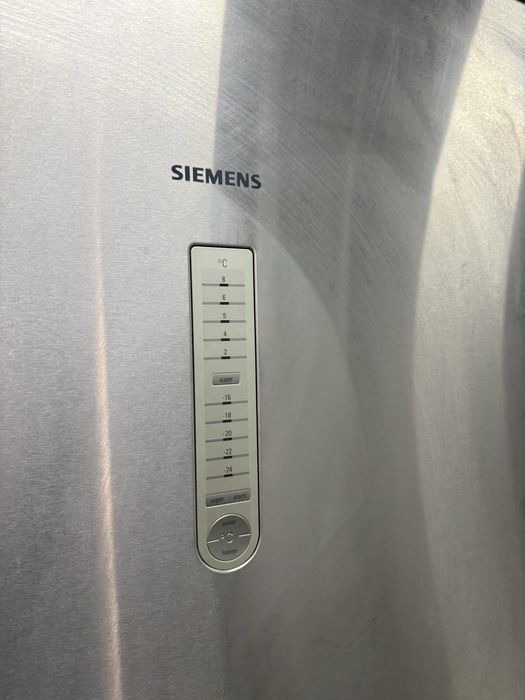 Холодильник  Siemens  А++ 2м