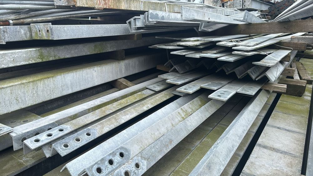 Konstrukcja Hali 1350m2/Dach