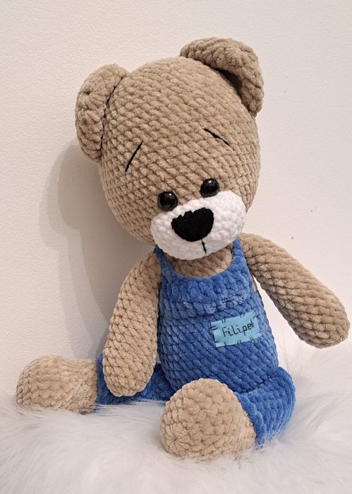 Miś Wojtek handmade rękodzieło na szydełku