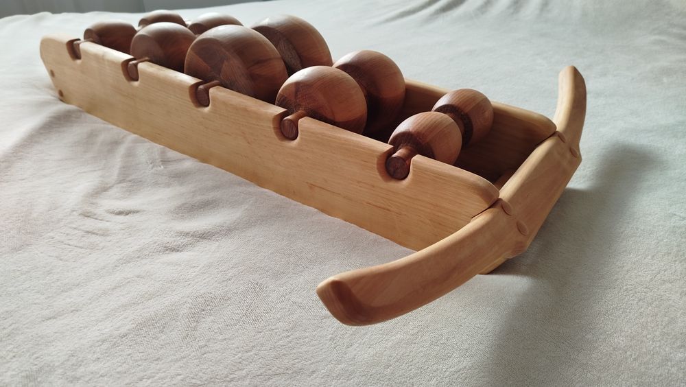 Масажер. Тренажер. Тренажор Разумовского. Тренажер для спини.