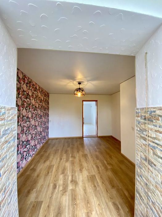 Продам 3х кімнатну квартиру «чешку» в м. Покров ,35й мікр-н