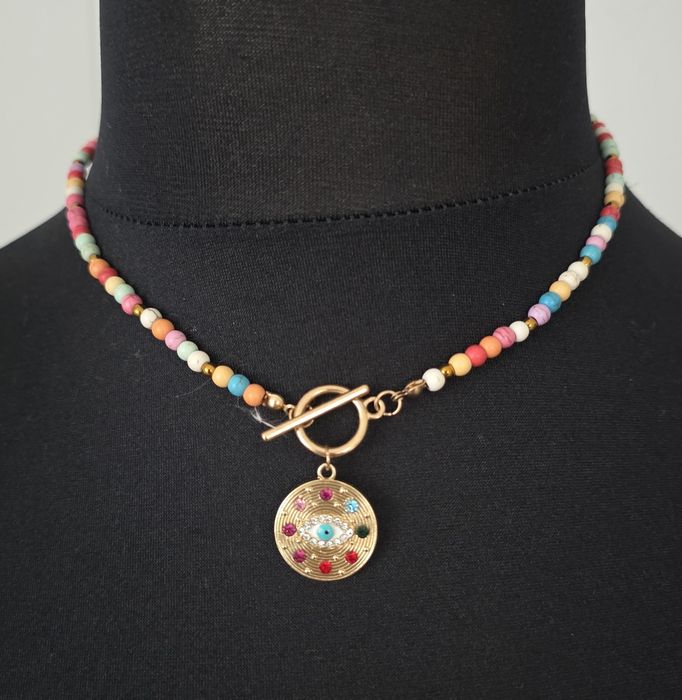 Nowy kolorowy naszyjnik chokerNowy kolorowy naszyjnik choker z koralik