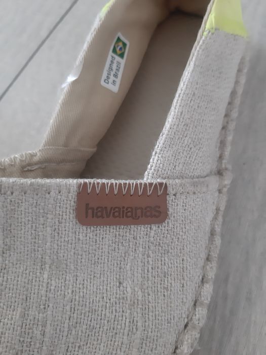 Havaianas  praticamente novas