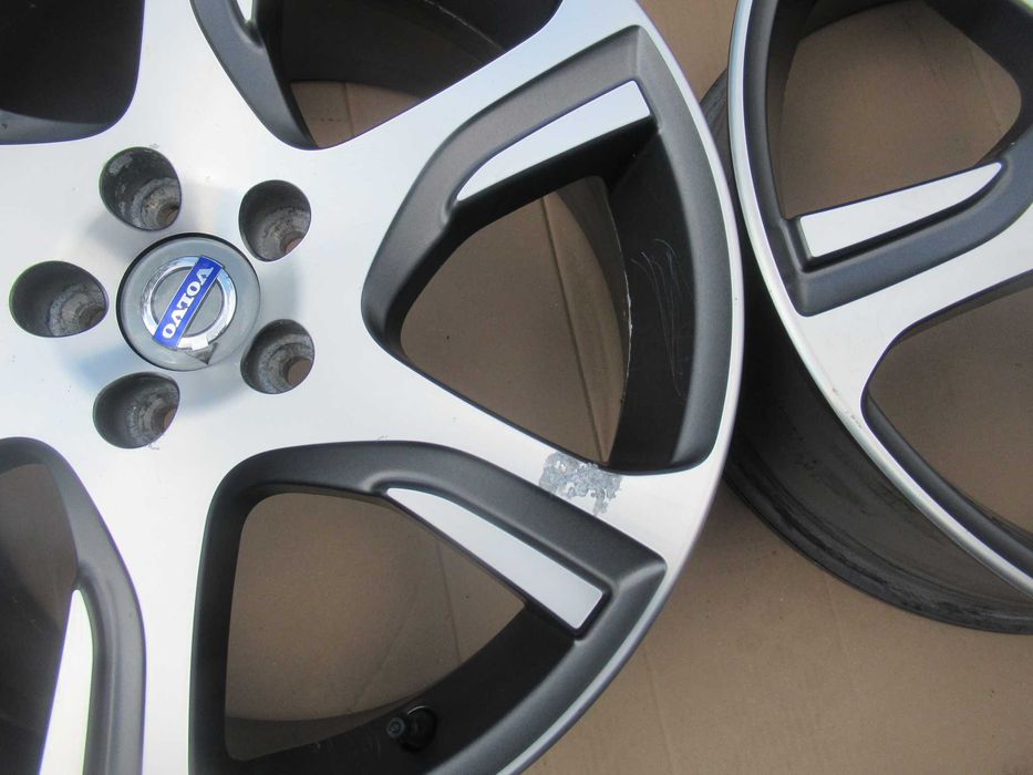 ALUFELGI 4szt R18 Volvo V50,S60,V70, S80,S90 XC40 XC60 XC70,FORD 4565