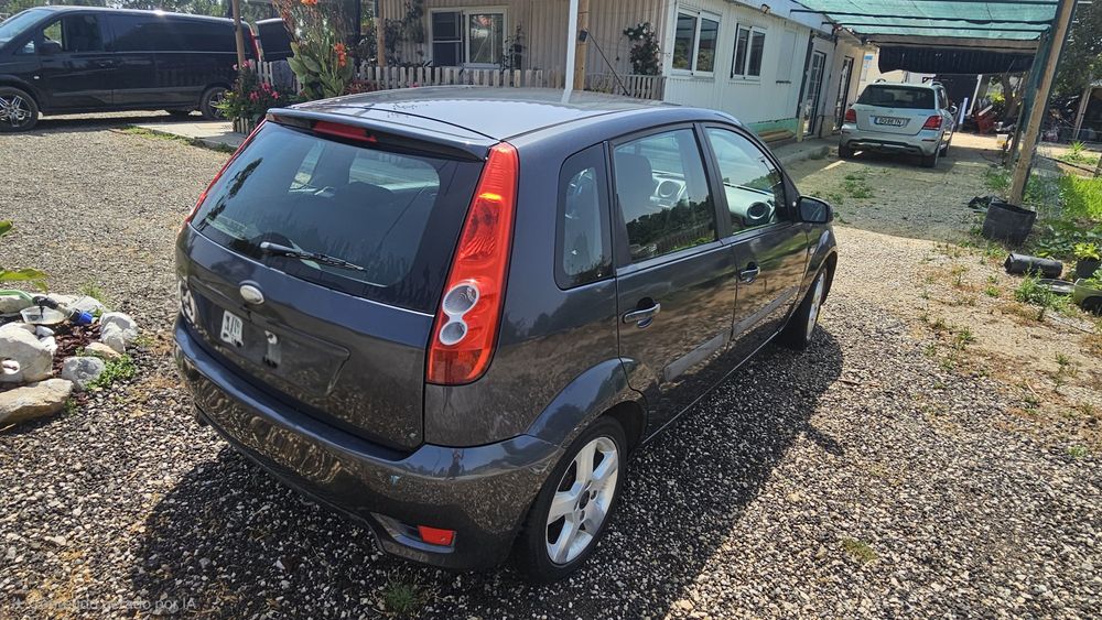 Ford Fiesta 1.25 Gasolina | 2007 | 209.000 km | 5 Portas