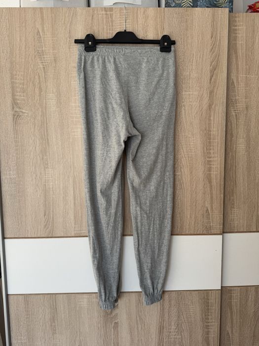 Dresy Nike XS spodnie dresowe damskie haft szare nowa kolekcja