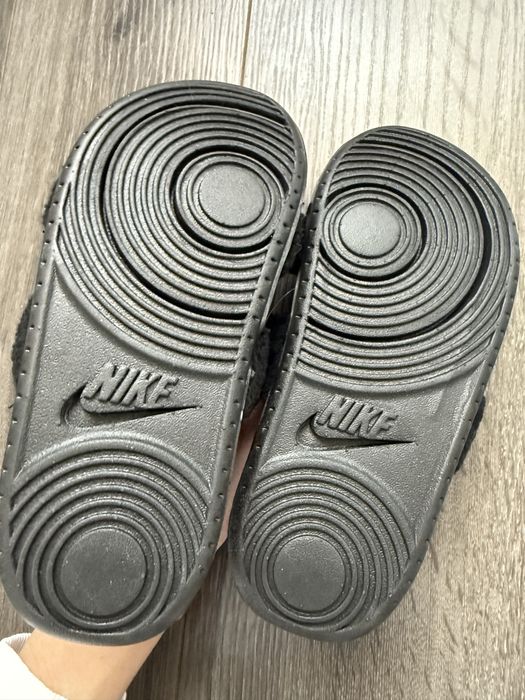 Шльопанці Nike оригінал 35