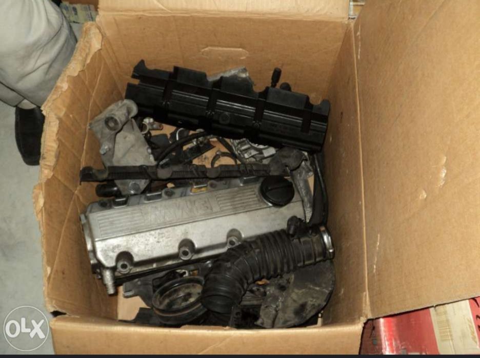 BMW E30 peças várias