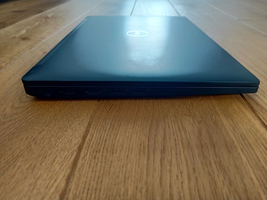 Laptop Dell Latitude 7490 14 " Intel Core i5 8 GB / 256 GB czarny