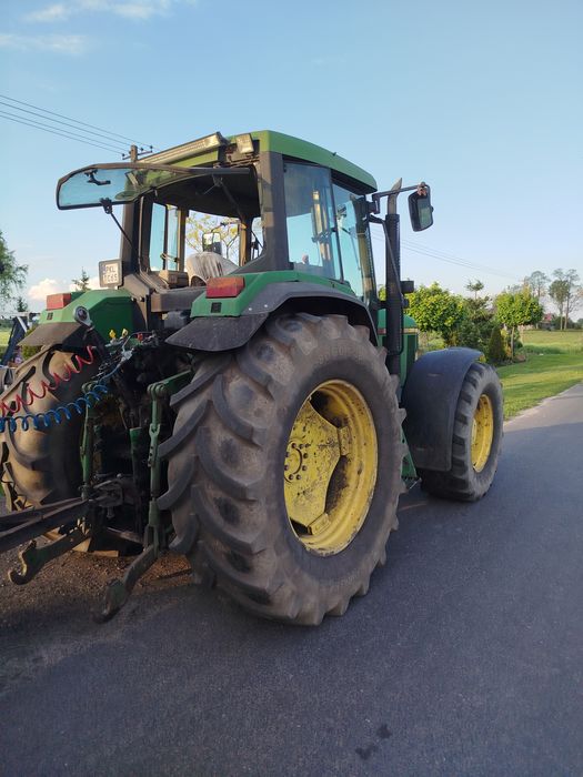 Sprzedam John Deere 6910