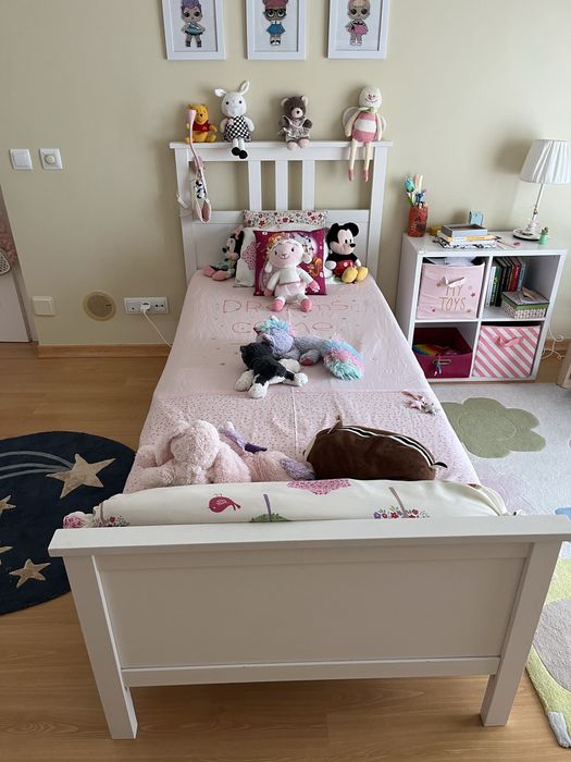 Cama Solteiro Ikea Hemnes com estrado e colchão