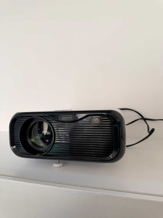 Projektor marki Zenwire