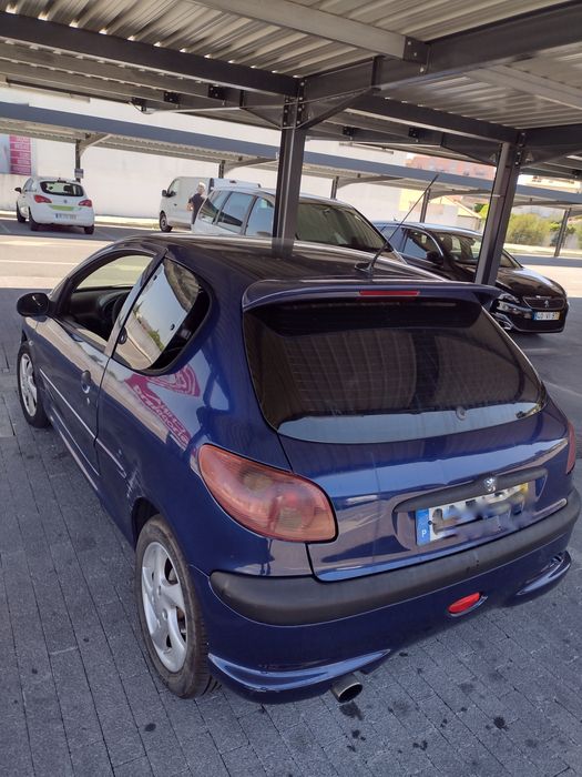 Peugeot 206 comercial