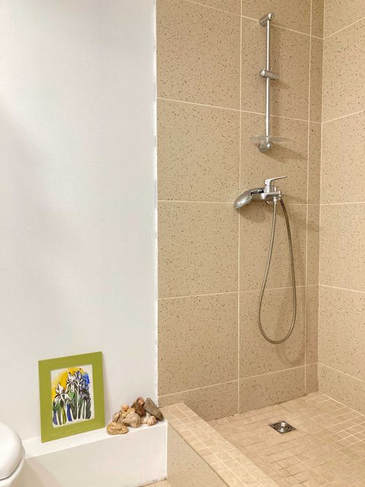 Яскрава і тепла квартира в центрі Подолу