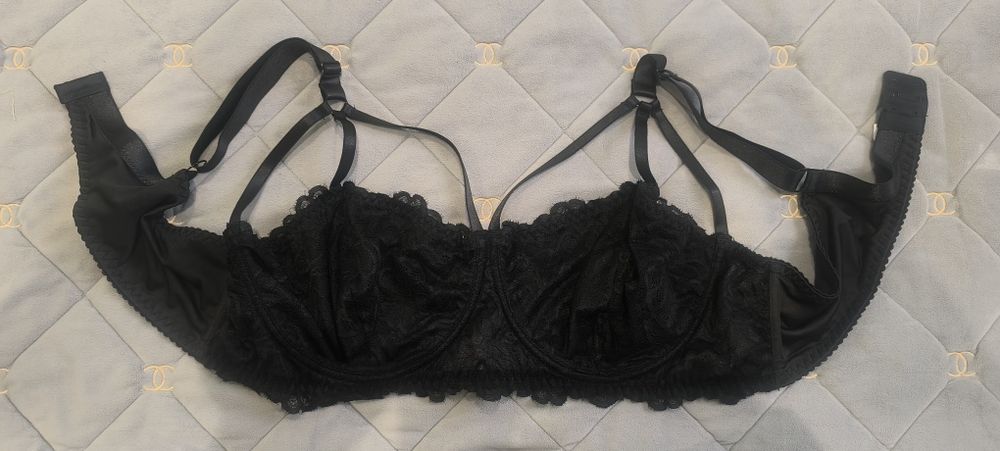 Бюстгалтер, лівчик