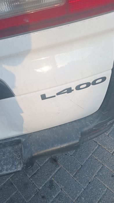 Carrinha Mitsubishi L400 ano 2000