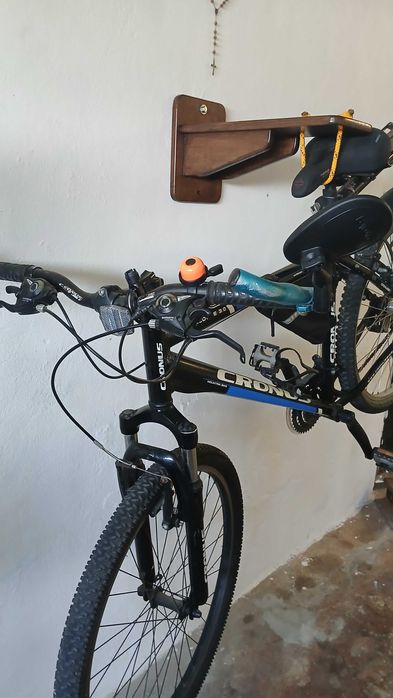 Suporte de Parede em Madeira para Bicicleta  Robusto e Fácil de Montar