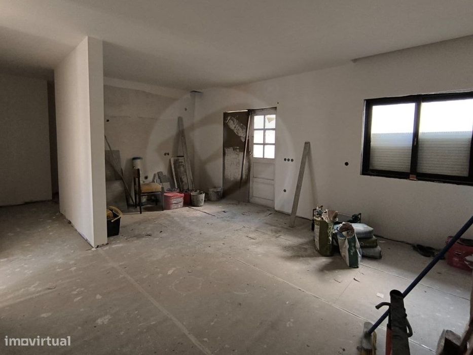 Andar Moradia T2 Totalmente Remodelado na Póvoa de Varzim