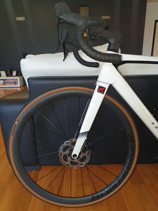 Trek Madone SL6 Gen 8 (Di2 24v)