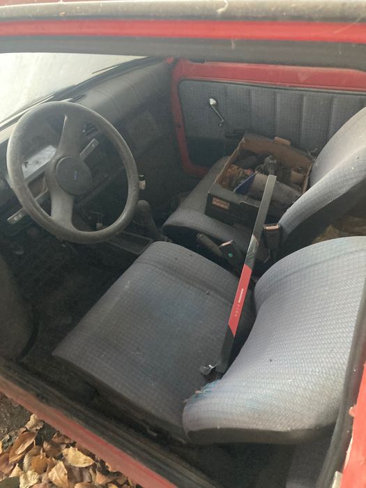 Fiat 125p  w całości