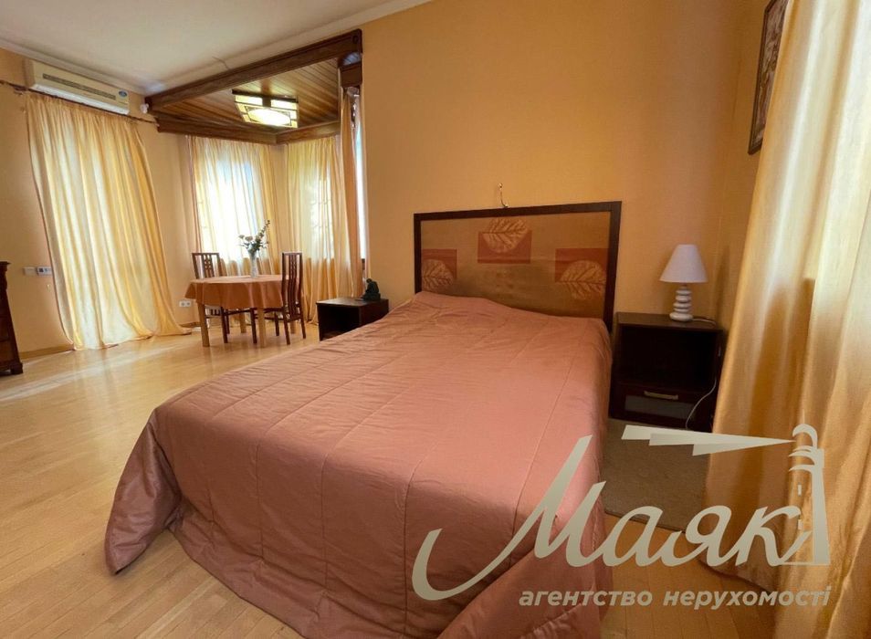 Оренда будинку з басейном у Лісниках 430 м² SPA-зона Генератор, Київська область, Обухівське направлення