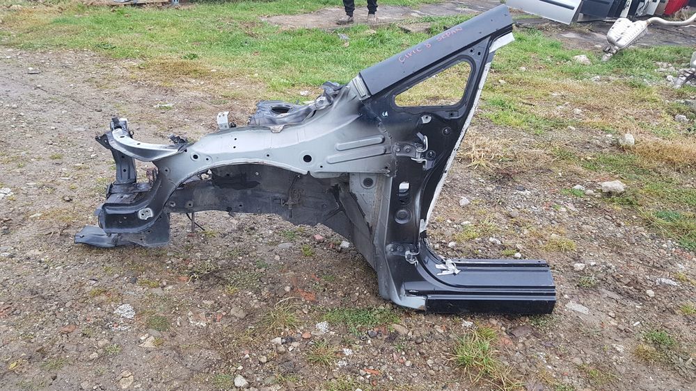 dem0ntaż ćwiartka lewy przód civic viii sedan