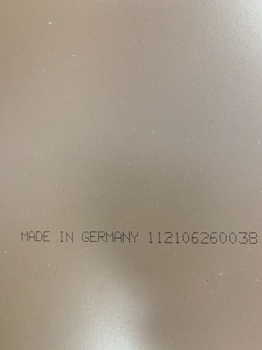 РОЗПРОДАЖ • Якісний німецький ламінат
