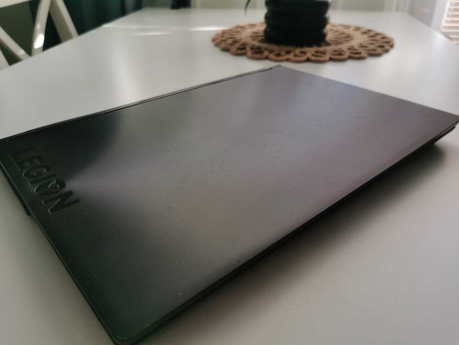 Lenovo Legion Y530 – i5-8300H / GTX 1050 Ti 4GB / 16GB RAM / SSD + HDD
