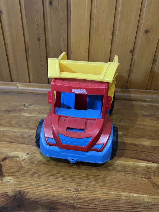 Самосвал Wader